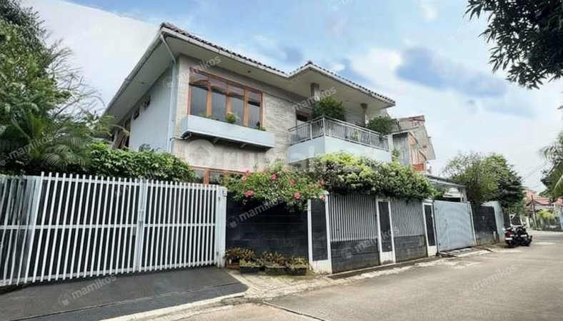 Rumah 7KT 7KM Warung Buncit Jakarta Selatan