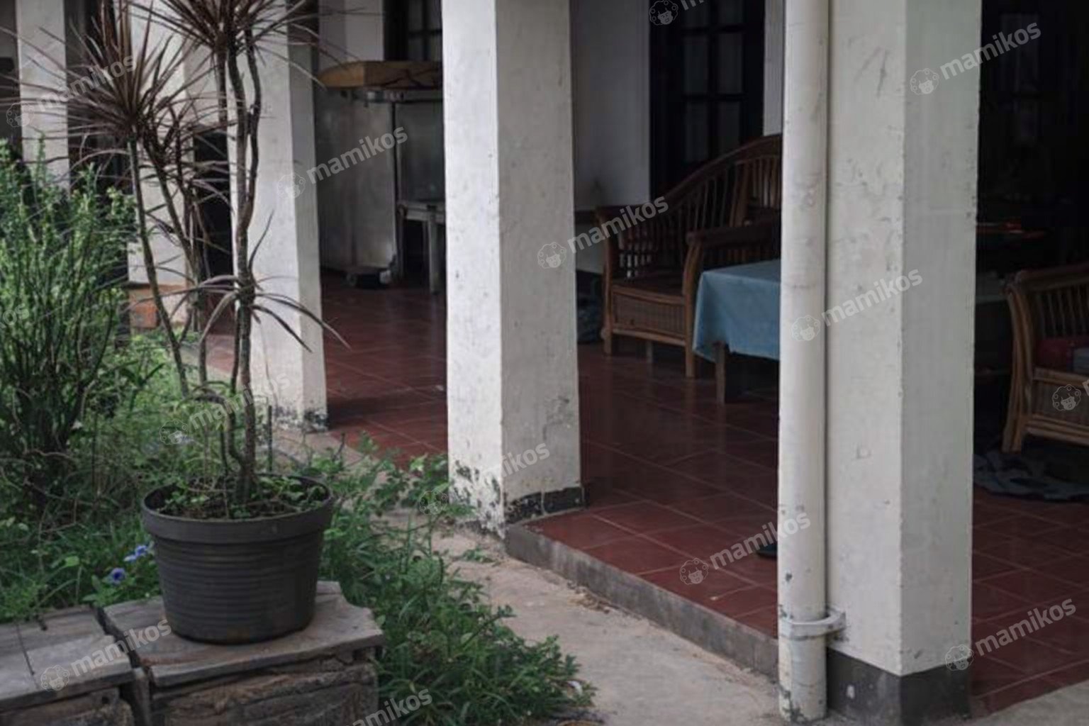 Rumah Sertifikat SHM 4 Kamar Tidur 2 Kamar Mandi Kebayoran Baru Jakarta Selatan