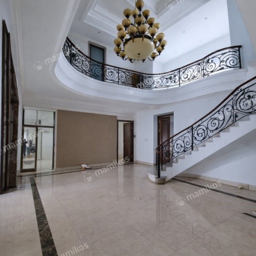 Rumah Sertifikat SHM 4 Kamar Tidur 4 Kamar Mandi Intercon Jakarta Barat - Photo 3