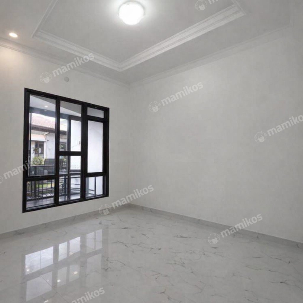 Rumah Sertifikat SHM 3 Kamar Tidur 3 Kamar Mandi Pondok Bambu Jakarta Timur - Photo 5