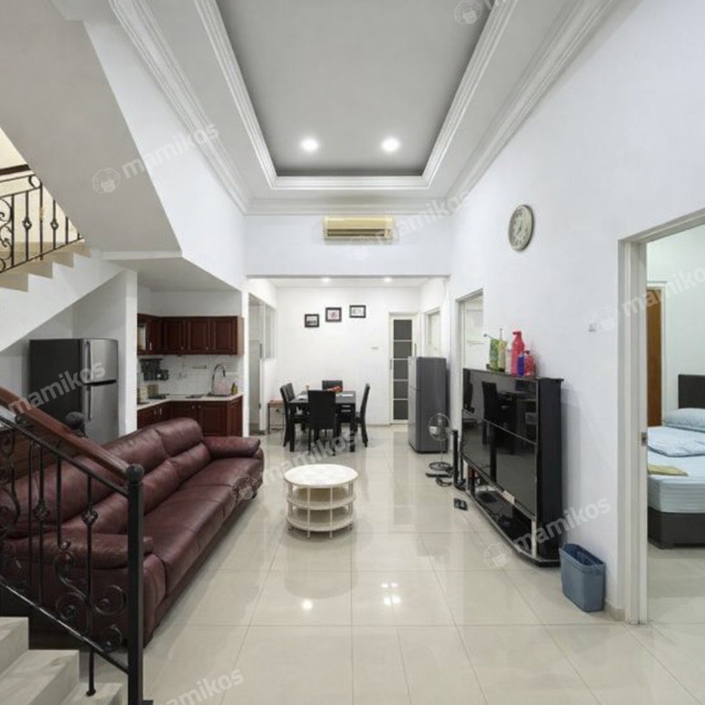 Rumah Sertifikat SHM 4 Kamar Tidur 3 Kamar Mandi Raffles Hills Jakarta Timur - Photo 4