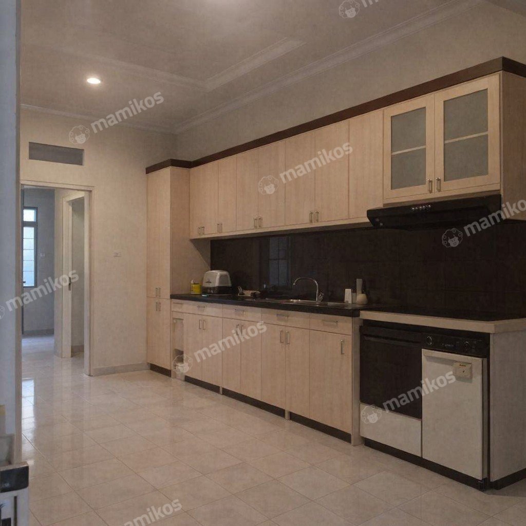 Rumah 4 Kamar Tidur 3 Kamar Mandi 1 Lantai Cilandak Jakarta Selatan - Photo 2