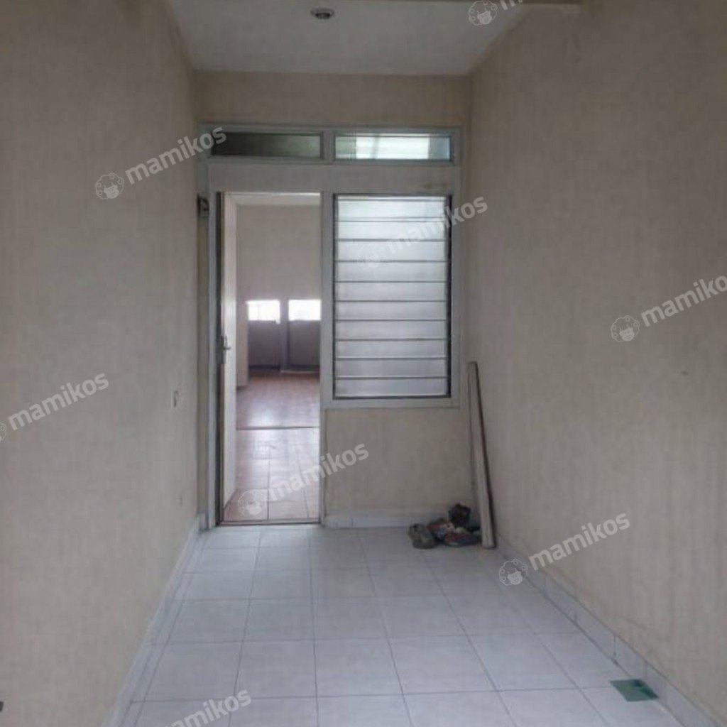 Rumah 4 Kamar Tidur 3 Kamar Mandi 1 Lantai Cilandak Jakarta Selatan - Photo 4