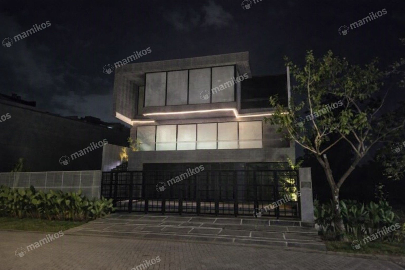 Rumah Sertifikat SHM 5 Kamar Tidur 5 Kamar Mandi Pantai Indah Kapuk Jakarta Utara - Photo 2
