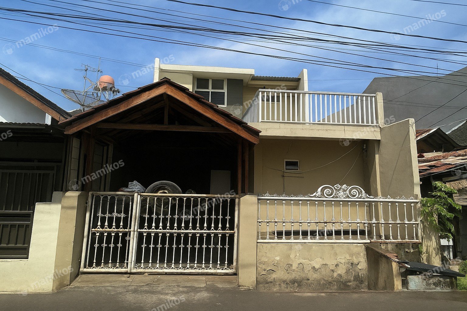 Rumah 2 Kamar Tidur 3 Kamar Mandi 2 Lantai Pulo Gadung Jakarta Timur
