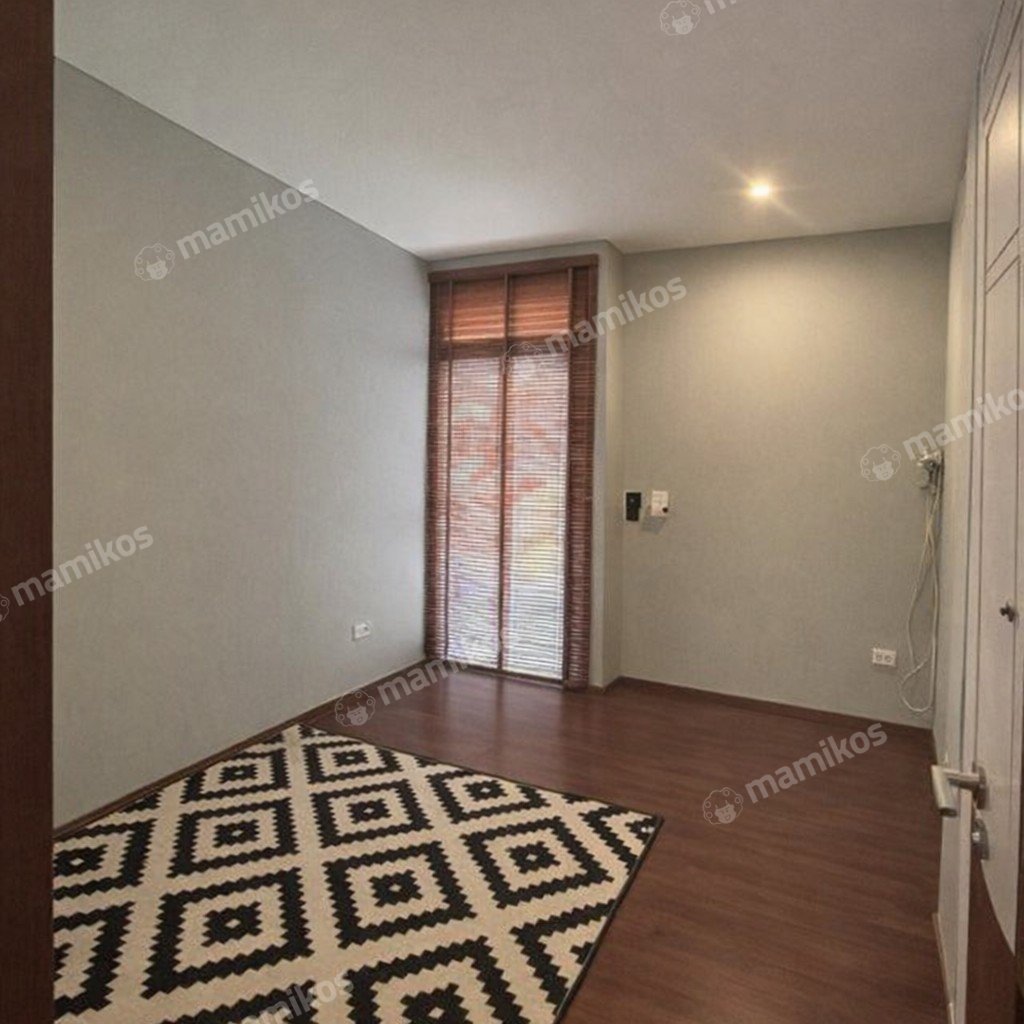 Rumah Sertifikat SHM 4 Kamar Tidur 3 Kamar Mandi Pondok Indah Jakarta Selatan - Photo 2