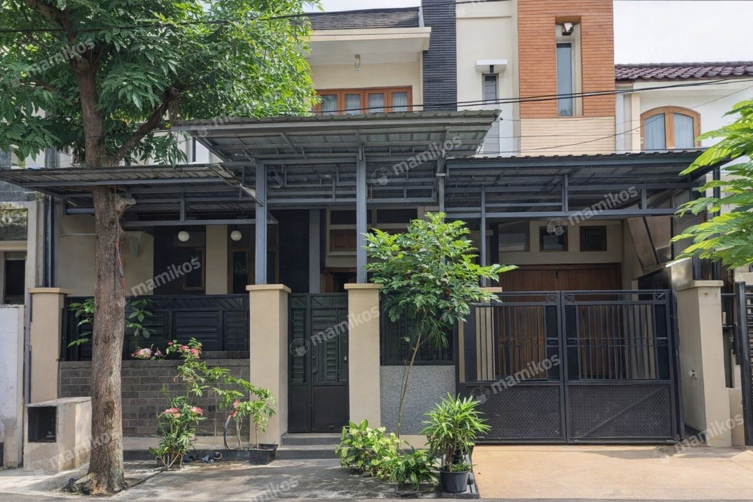 Rumah Sertifikat SHM 6 Kamar Tidur 4 Kamar Mandi Pondok Kelapa Jakarta Timur