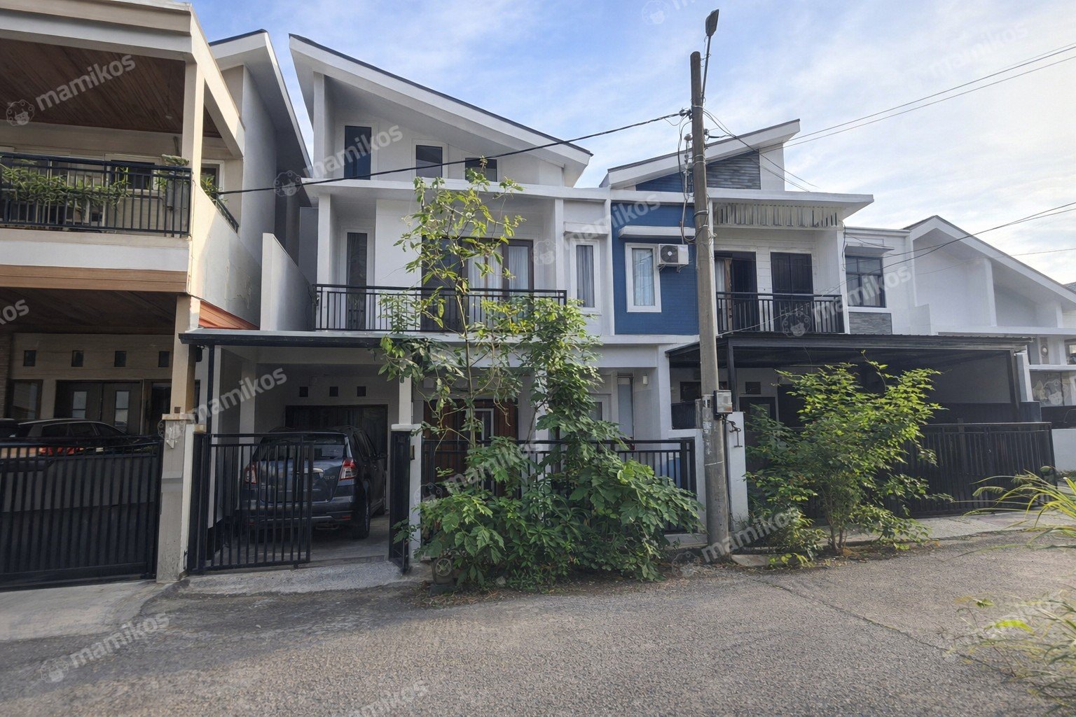 Rumah Sertifikat SHM 3 Kamar Tidur 3 Kamar Mandi Cakung Jakarta Timur - Photo 2