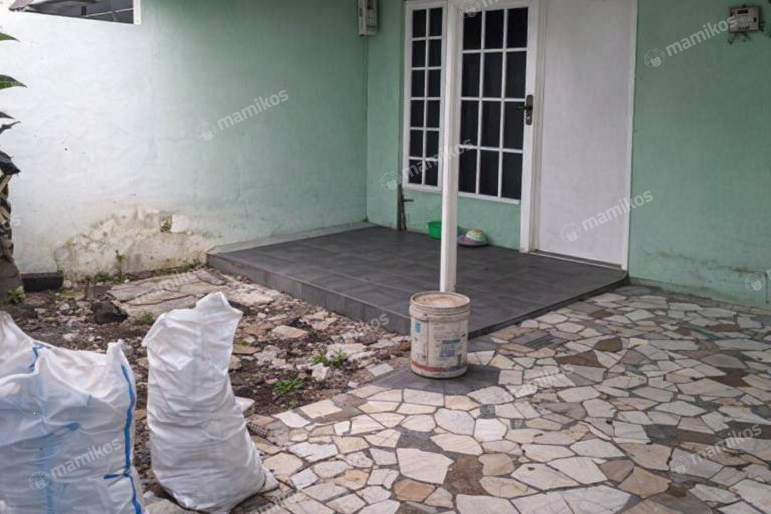 Rumah Sertifikat SHM 3 Kamar Tidur 2 Kamar Mandi Duren Sawit Jakarta Timur - Photo 2