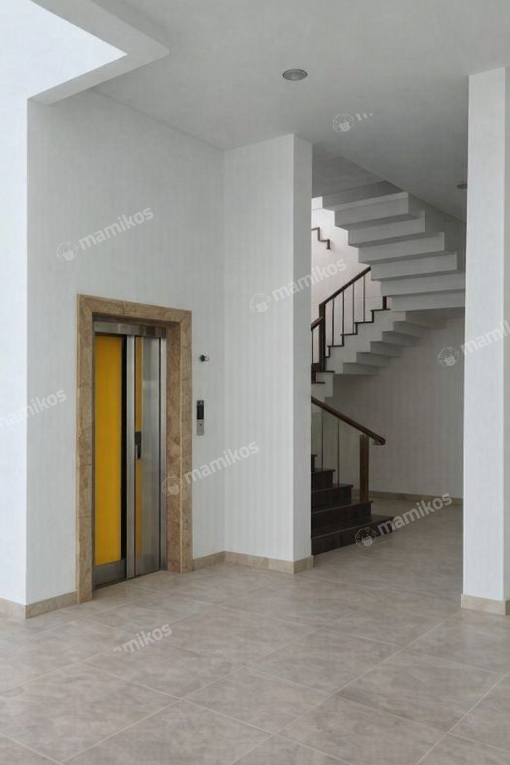 Rumah Sertifikat HGB 3 Kamar Tidur 3 Kamar Mandi Pantai Indah Kapuk Jakarta Utara - Photo 2