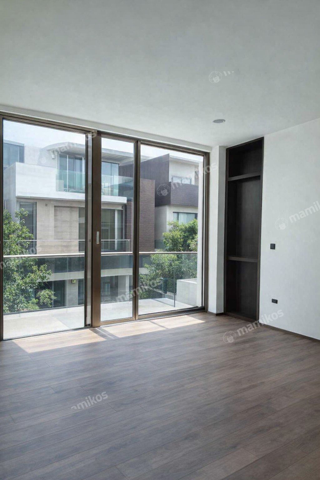 Rumah Sertifikat HGB 3 Kamar Tidur 3 Kamar Mandi Pantai Indah Kapuk Jakarta Utara - Photo 3