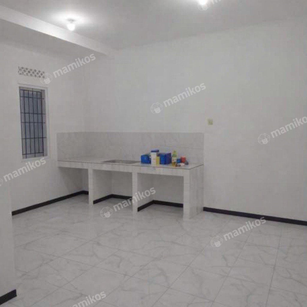 Rumah Sertifikat SHM 5 Kamar Tidur 2 Kamar Mandi Tomang Jakarta Barat - Photo 2