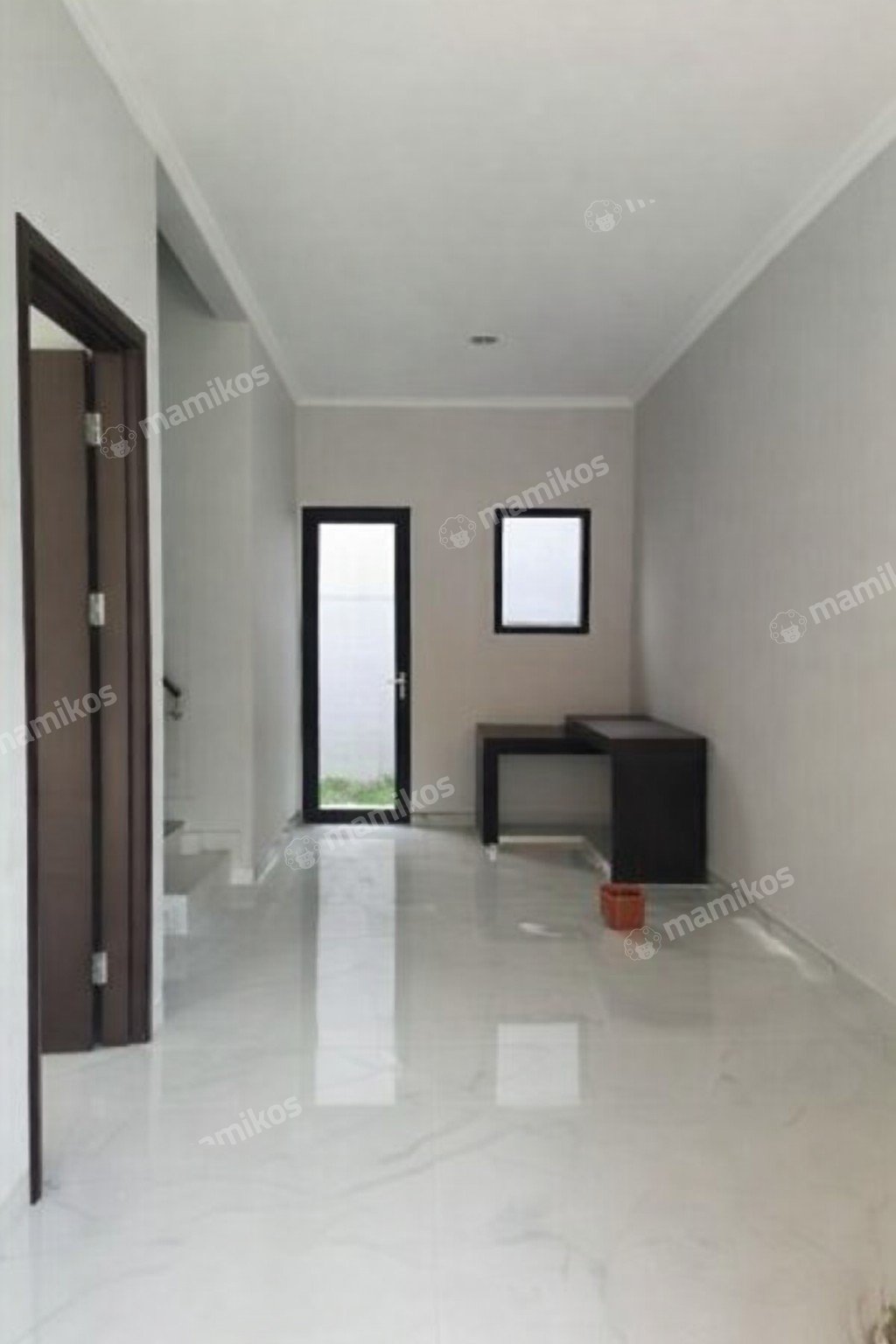 Rumah Sertifikat SHM 3 Kamar Tidur 3 Kamar Mandi Pantai Indah Kapuk 2 Jakarta Utara - Photo 2