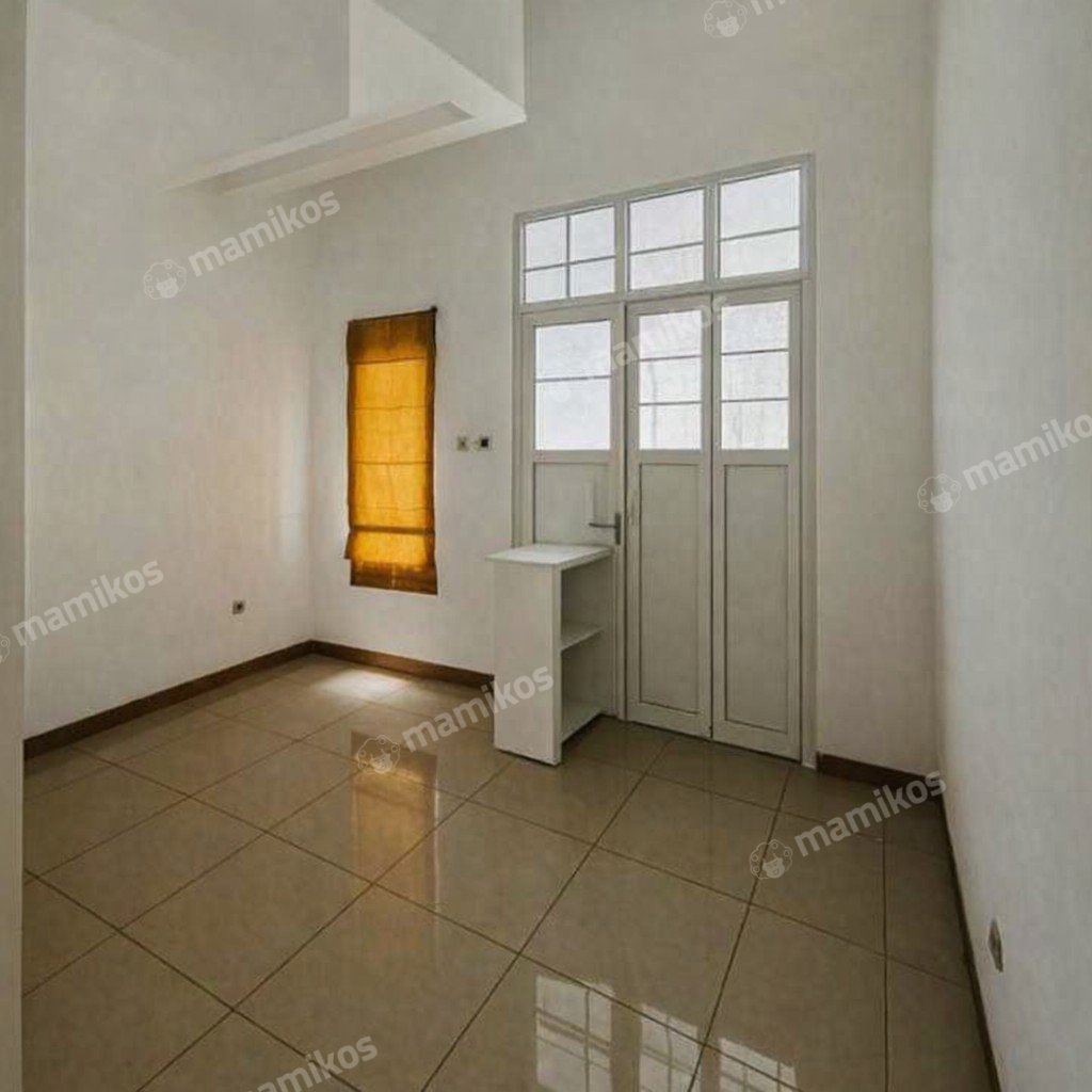 Rumah Sertifikat SHM 4 Kamar Tidur 4 Kamar Mandi Pantai Indah Kapuk Jakarta Utara - Photo 2