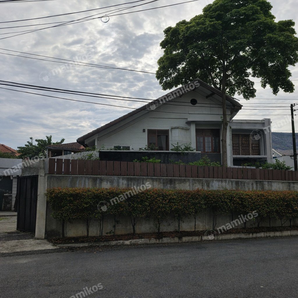 Rumah Sertifikat HGB 4 Kamar Tidur 3 Kamar Mandi Otista Jakarta Timur - Photo 2