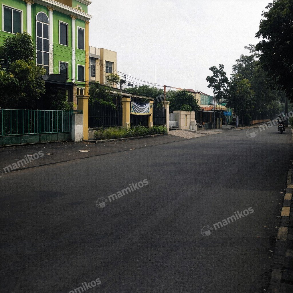 Rumah Sertifikat SHM 1 Lantai Joglo Jakarta Barat - Photo 2
