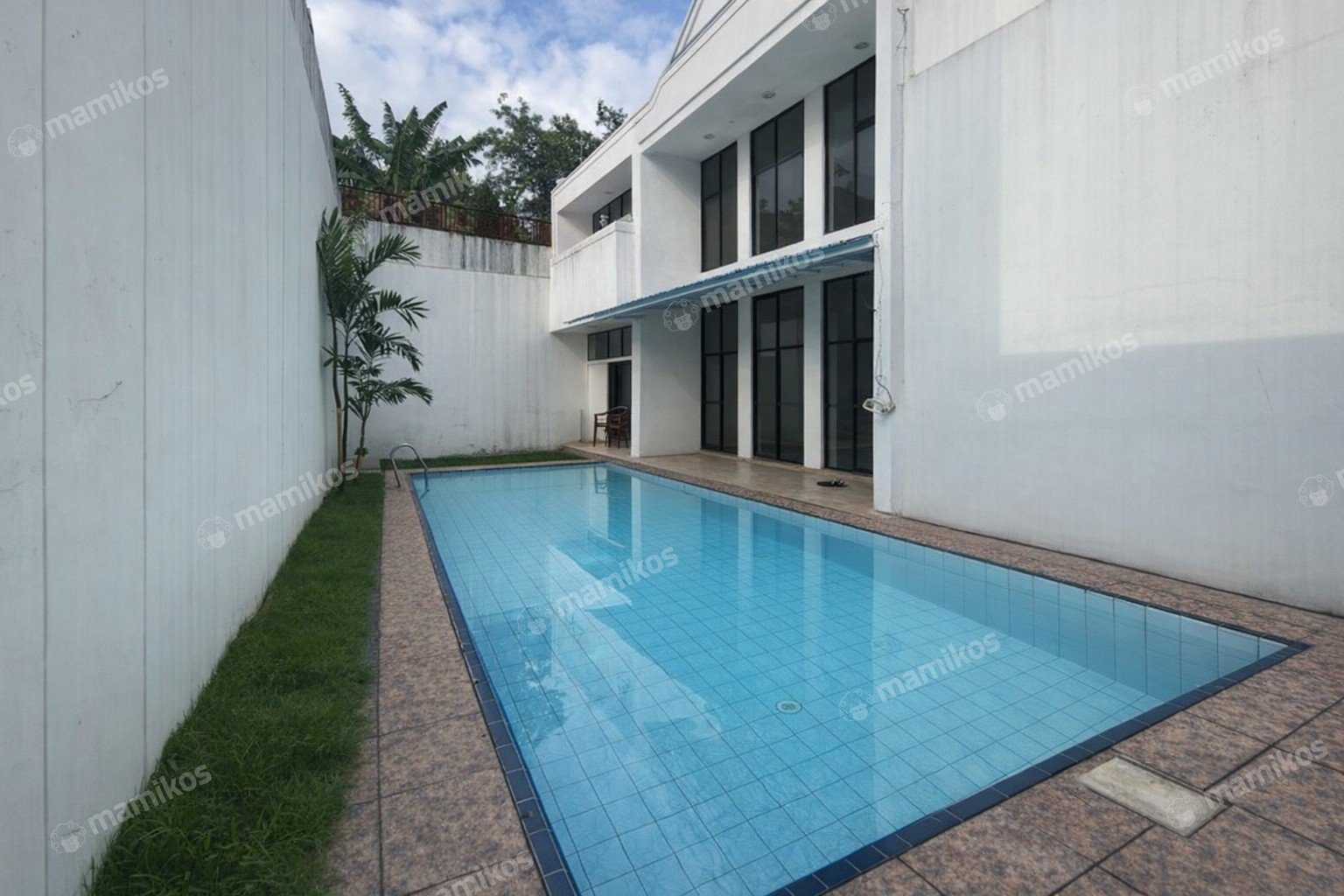 Rumah Sertifikat SHM 4 Kamar Tidur 4 Kamar Mandi Bangka Jakarta Selatan