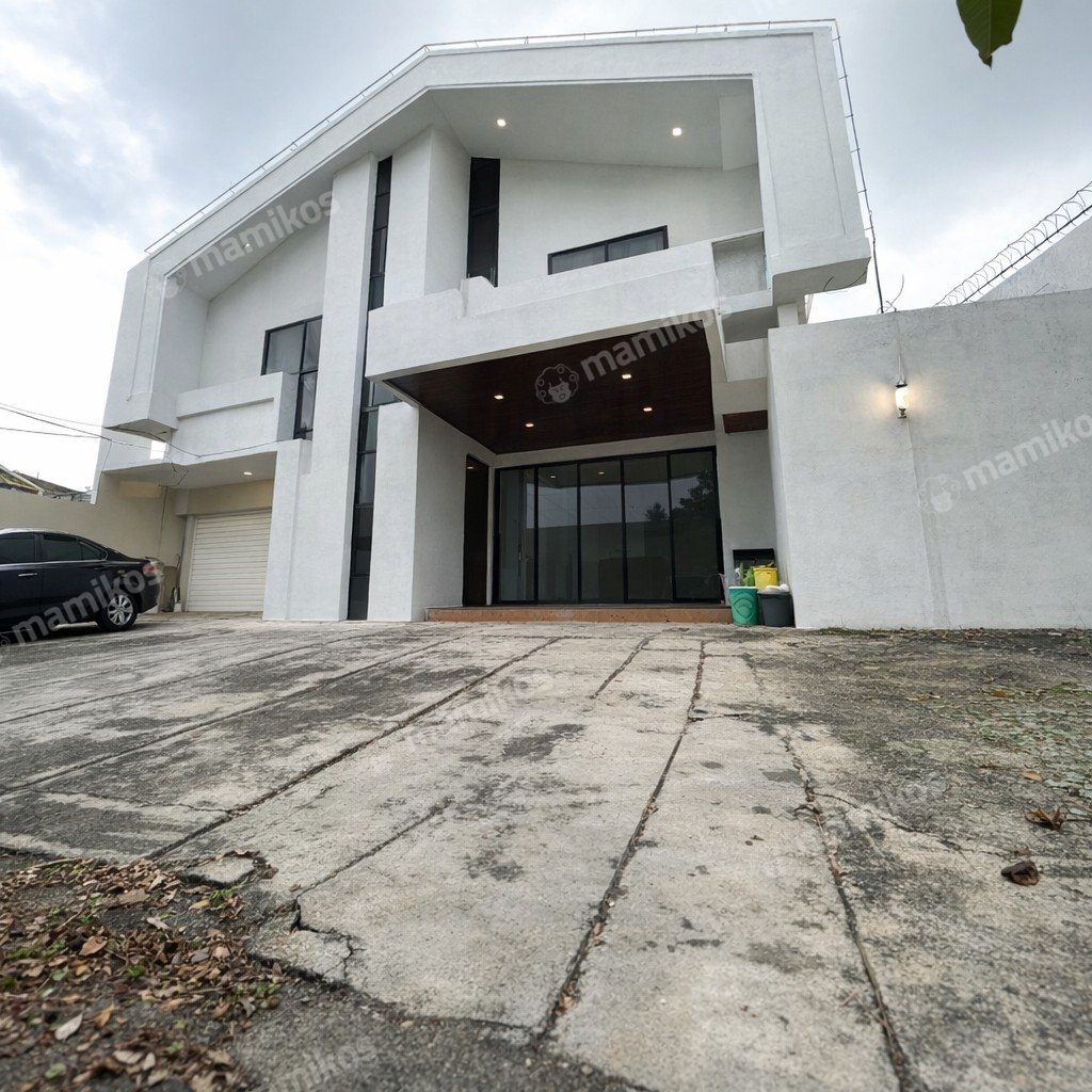Rumah Sertifikat SHM 4 Kamar Tidur 4 Kamar Mandi Bangka Jakarta Selatan - Photo 5