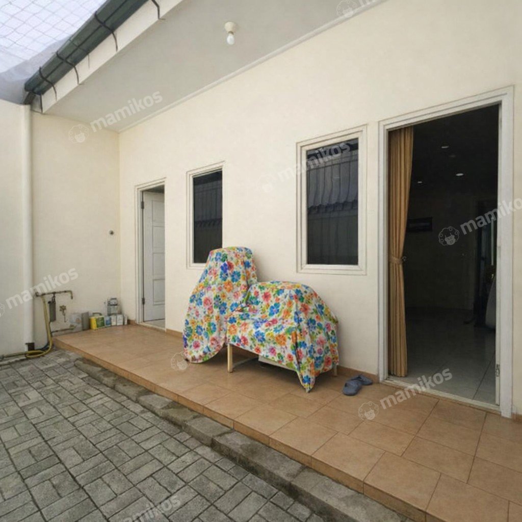 Rumah Sertifikat SHM 3 Kamar Tidur 2 Kamar Mandi Puri Mansion Jakarta Barat - Photo 2
