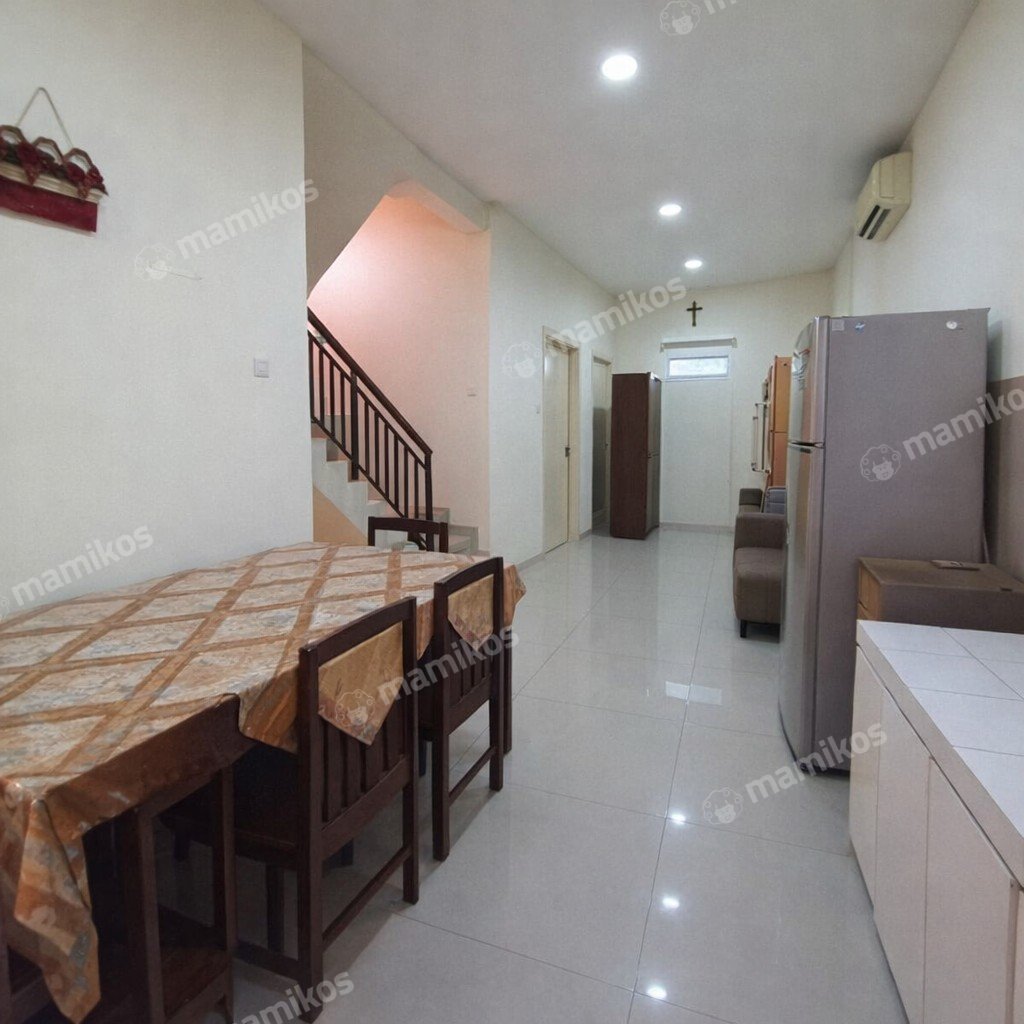 Rumah Sertifikat SHM 3 Kamar Tidur 2 Kamar Mandi Puri Mansion Jakarta Barat - Photo 4