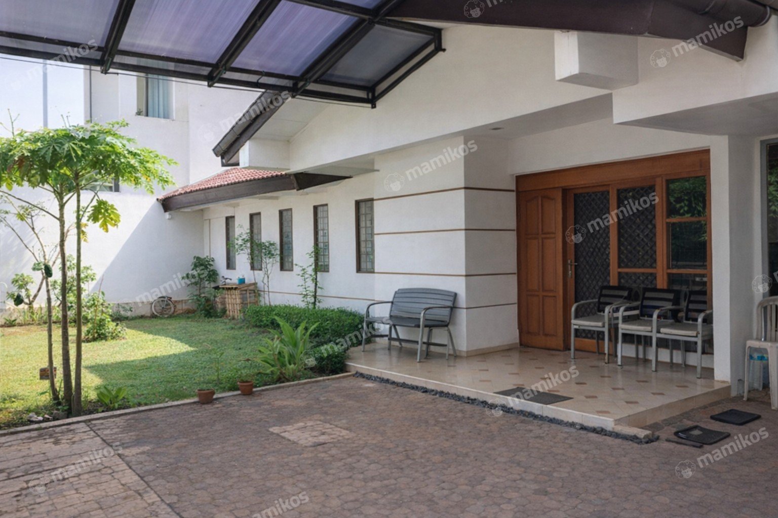 Rumah Sertifikat SHM 4 Kamar Tidur 3 Kamar Mandi Pondok Indah Jakarta Selatan