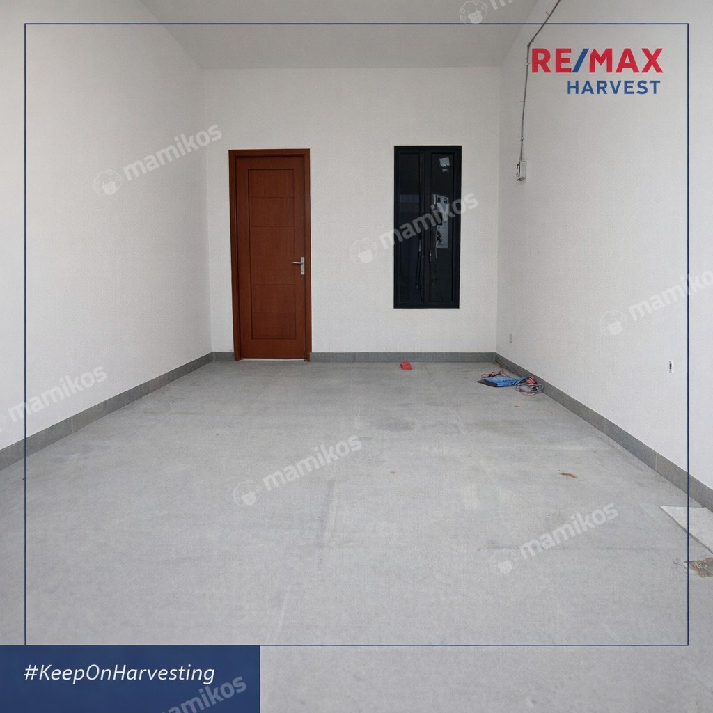 Rumah Sertifikat SHM 3 Kamar Tidur 3 Kamar Mandi Duri Kepa Jakarta Barat - Photo 2