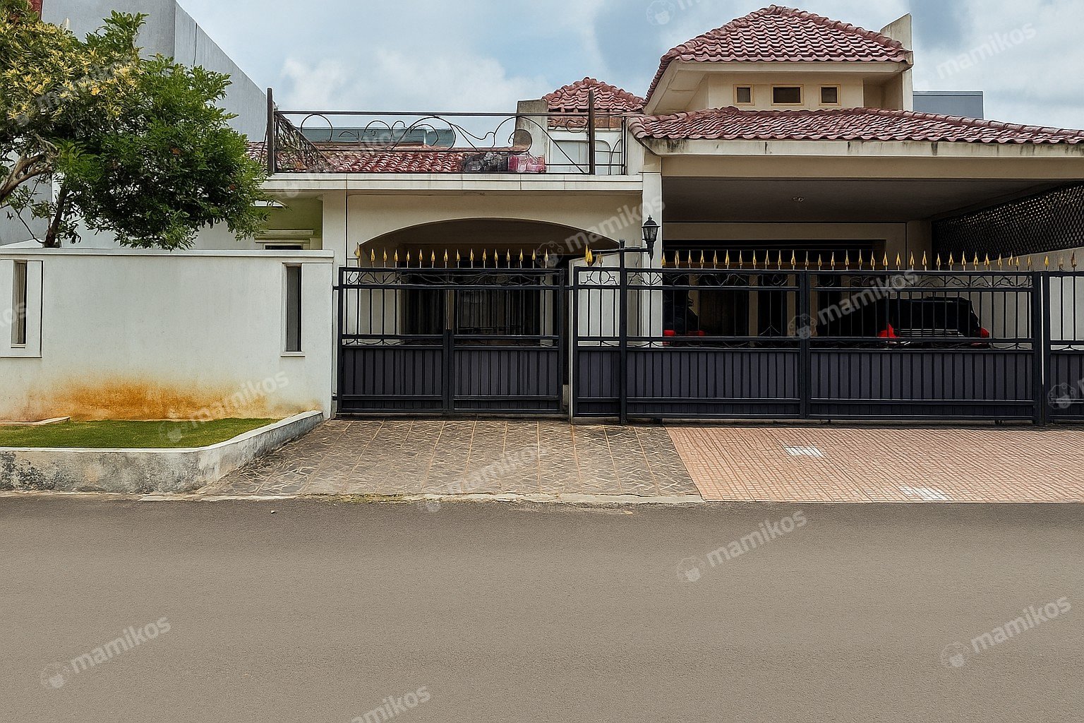Rumah 5KT 4KM Tanjung Barat Jakarta Selatan