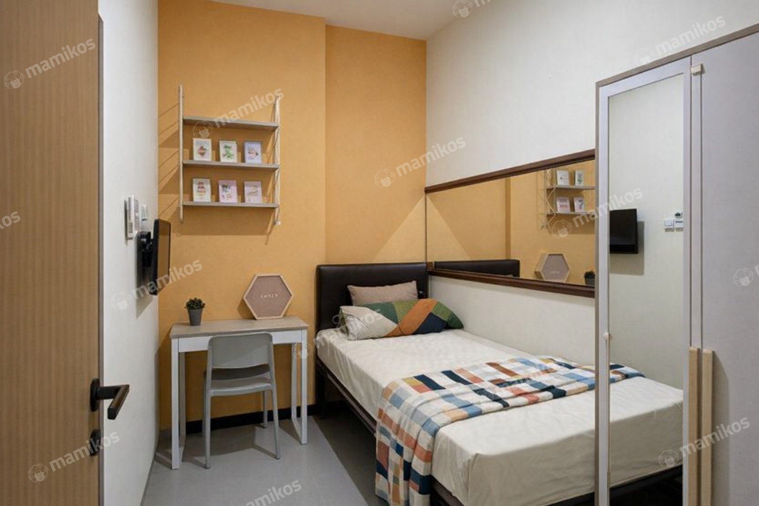 Rumah Sertifikat SHM 21 Kamar Tidur 21 Kamar Mandi Jembatan Lima Jakarta Barat