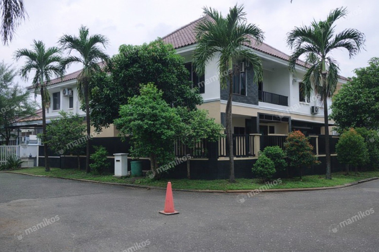 Rumah Sertifikat SHM 3 Kamar Tidur 3 Kamar Mandi Cibubur Jakarta Timur