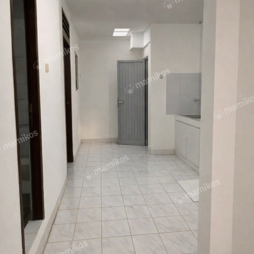Rumah Sertifikat SHM 5 Kamar Tidur 3 Kamar Mandi Cilandak Jakarta Selatan - Photo 5