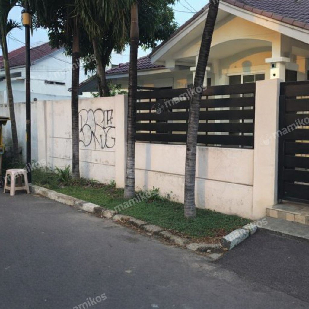 Rumah Sertifikat SHM 1 Kamar Tidur 1 Kamar Mandi Kemanggisan Jakarta Barat - Photo 5