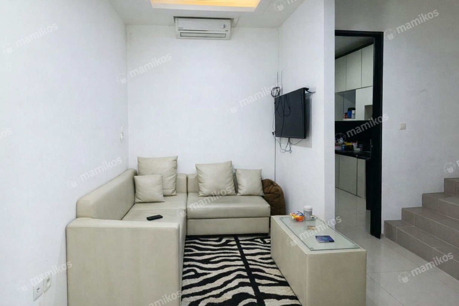 Rumah Sertifikat SHM 2 Kamar Tidur 2 Kamar Mandi Metland Puri Jakarta Barat