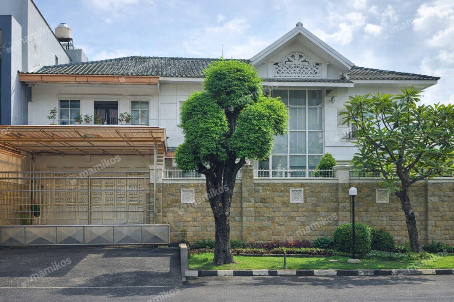 Rumah Sertifikat SHM 4 Kamar Tidur 3 Kamar Mandi Permata Buana Jakarta Barat
