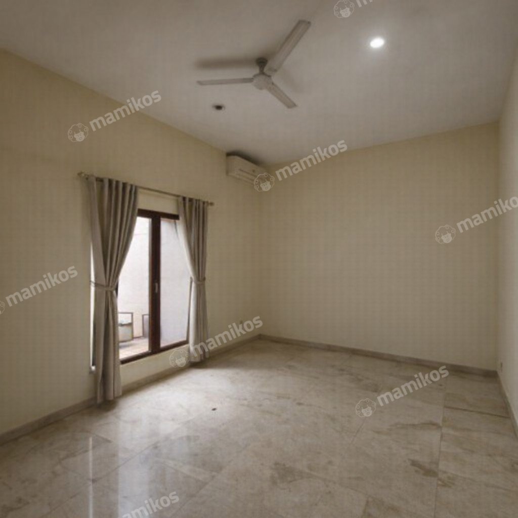 Rumah Sertifikat SHM 5 Kamar Tidur 3 Kamar Mandi Kemang Jakarta Selatan - Photo 2