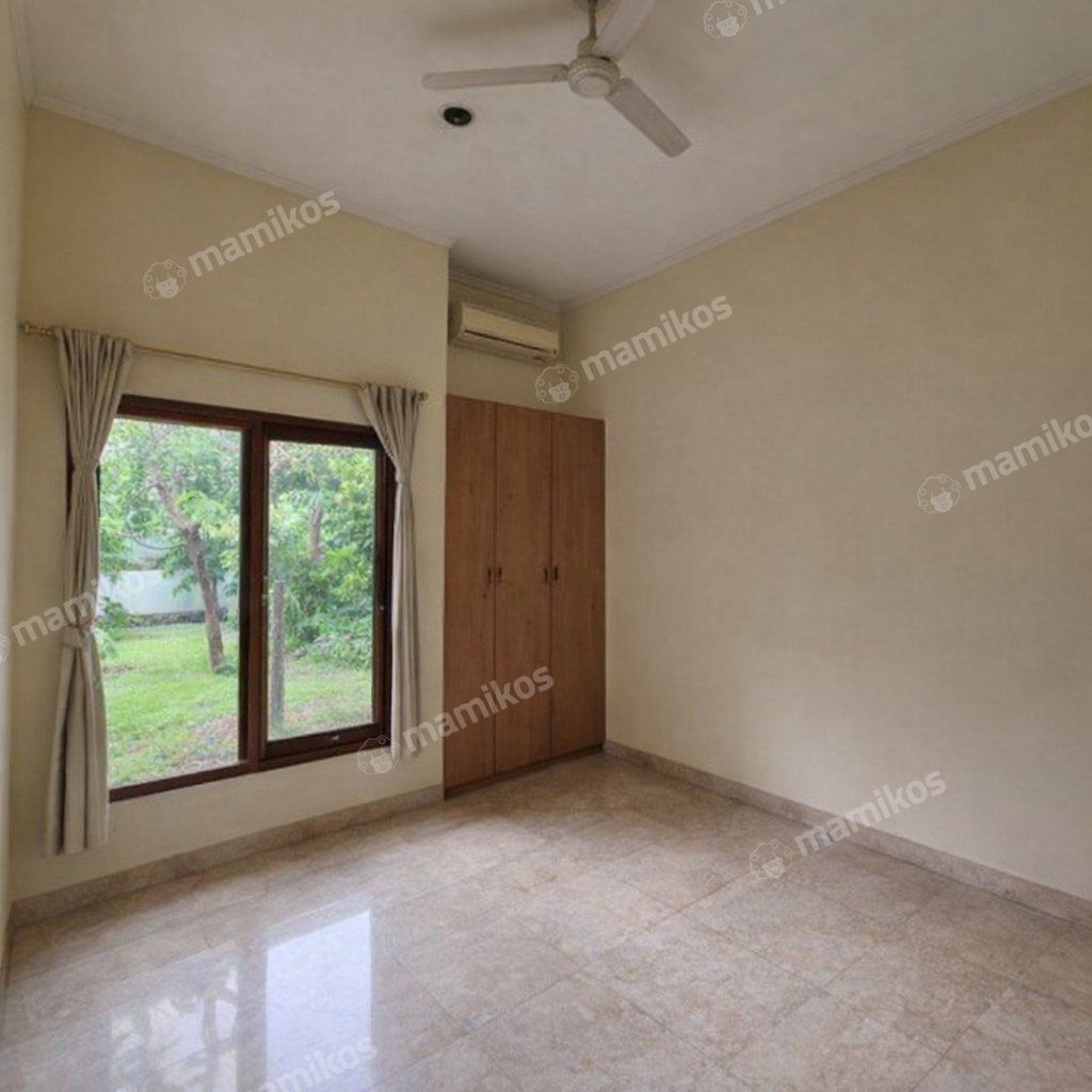 Rumah Sertifikat SHM 5 Kamar Tidur 3 Kamar Mandi Kemang Jakarta Selatan - Photo 4