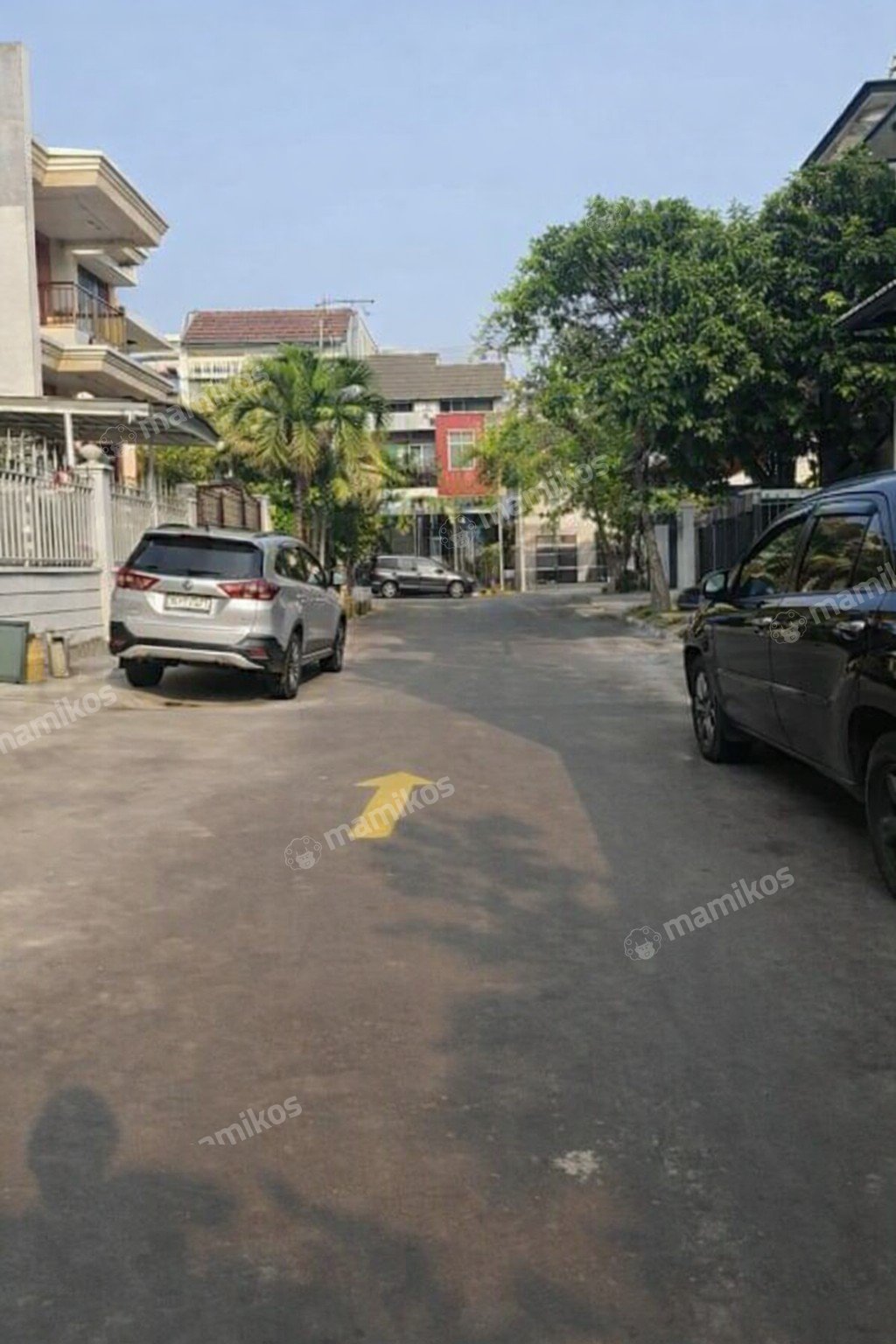 Rumah Sertifikat SHM 4 Kamar Tidur 3 Kamar Mandi Kelapa Gading Jakarta Utara - Photo 2