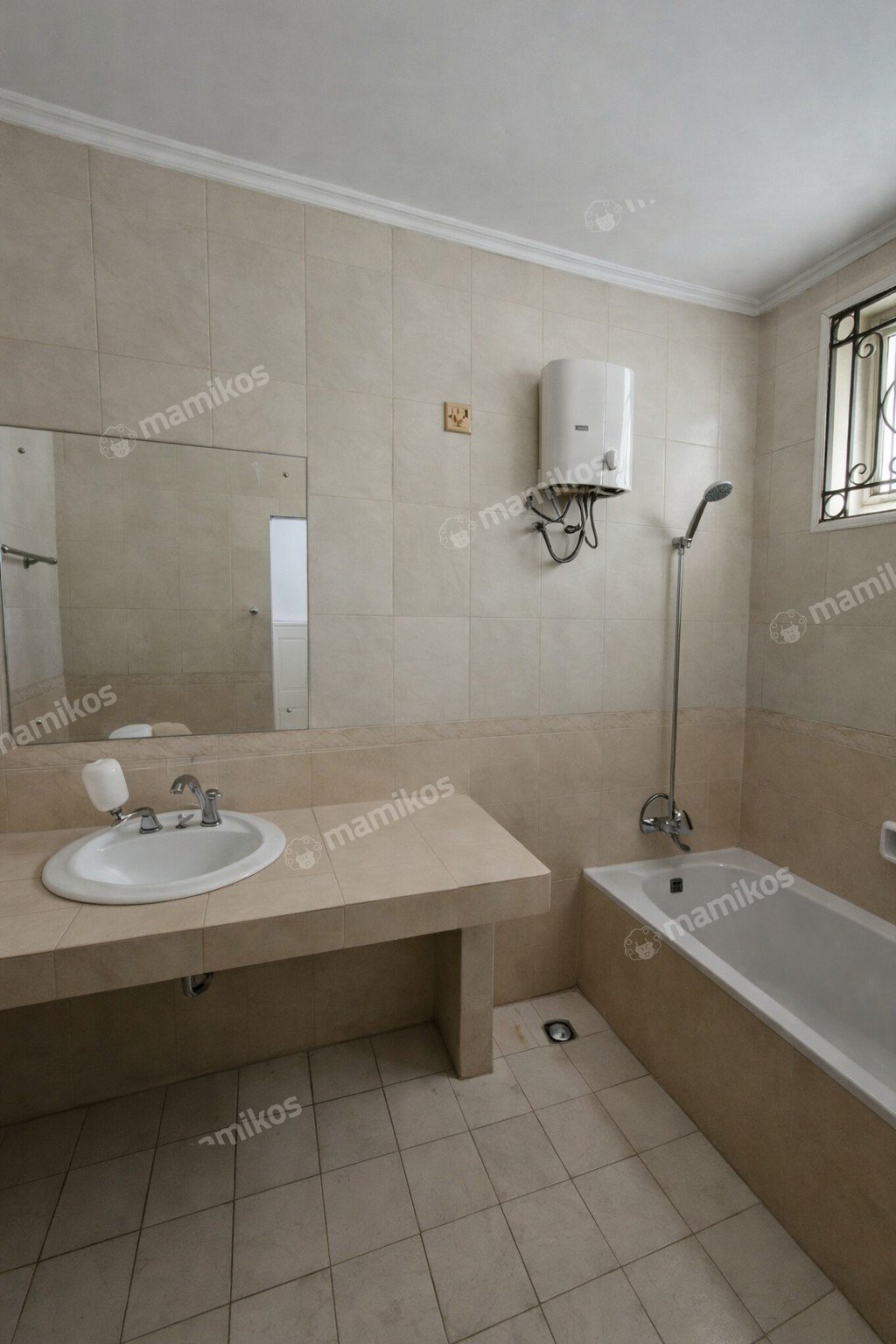 Rumah Sertifikat SHM 4 Kamar Tidur 3 Kamar Mandi Kelapa Gading Jakarta Utara - Photo 5