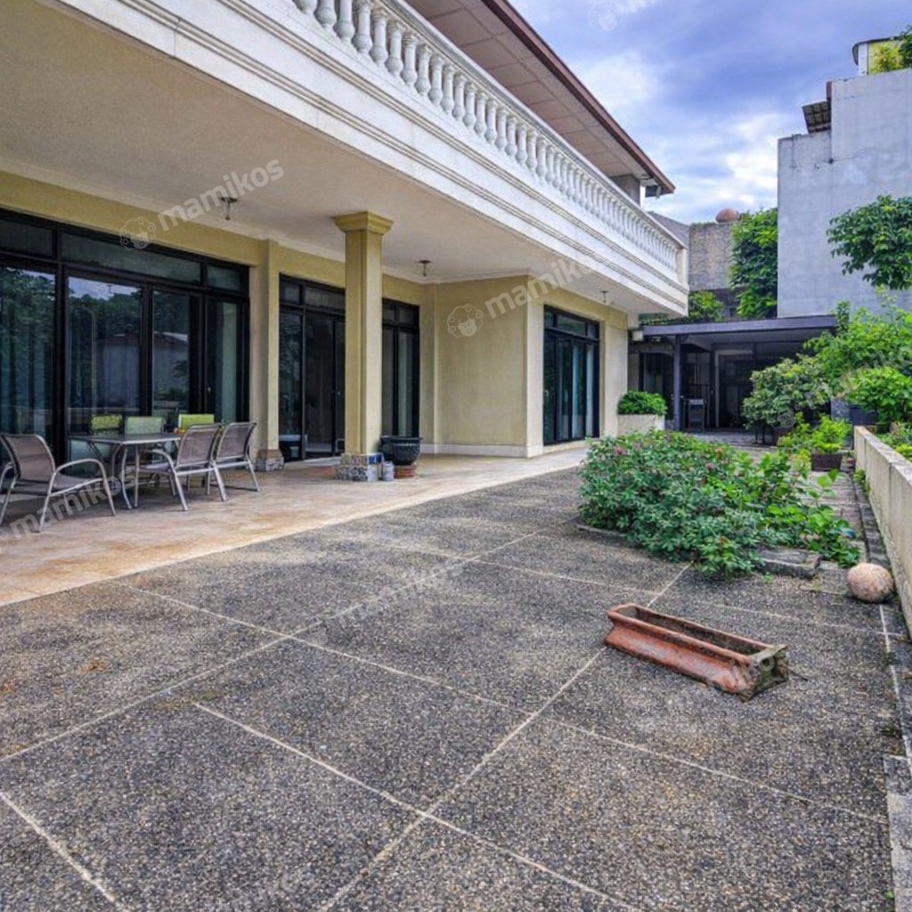 Rumah Sertifikat SHM 7 Kamar Tidur 7 Kamar Mandi Kebayoran Baru Jakarta Selatan - Photo 5