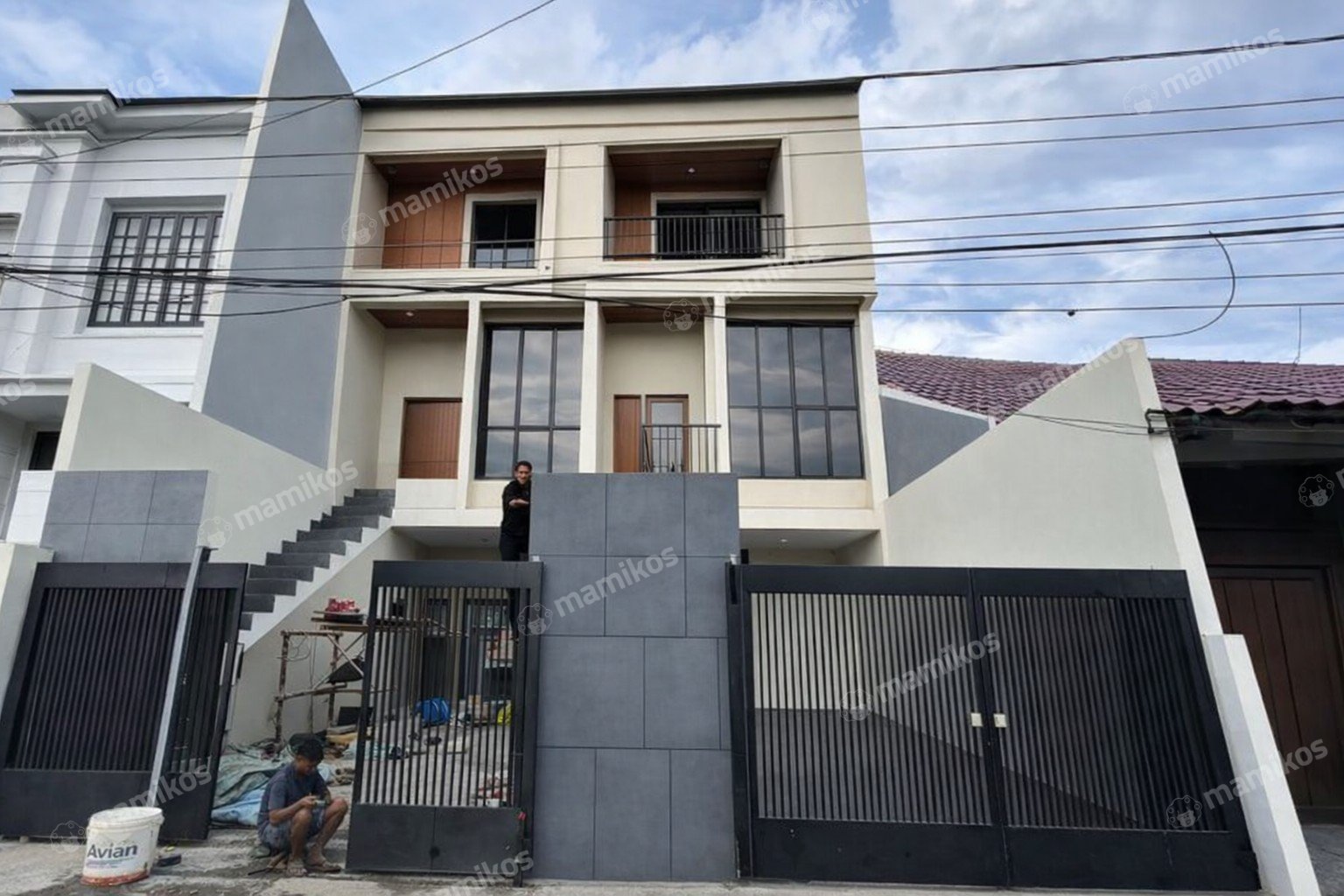 Rumah Sertifikat SHM 3 Kamar Tidur 3 Kamar Mandi Tomang Jakarta Barat