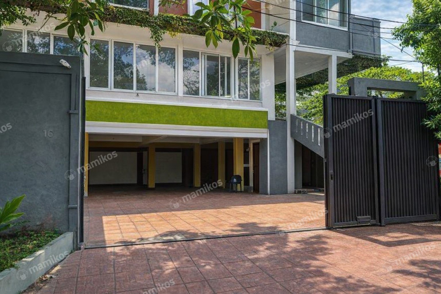 Rumah Sertifikat SHM 4 Kamar Tidur 4 Kamar Mandi Pondok Indah Jakarta Selatan