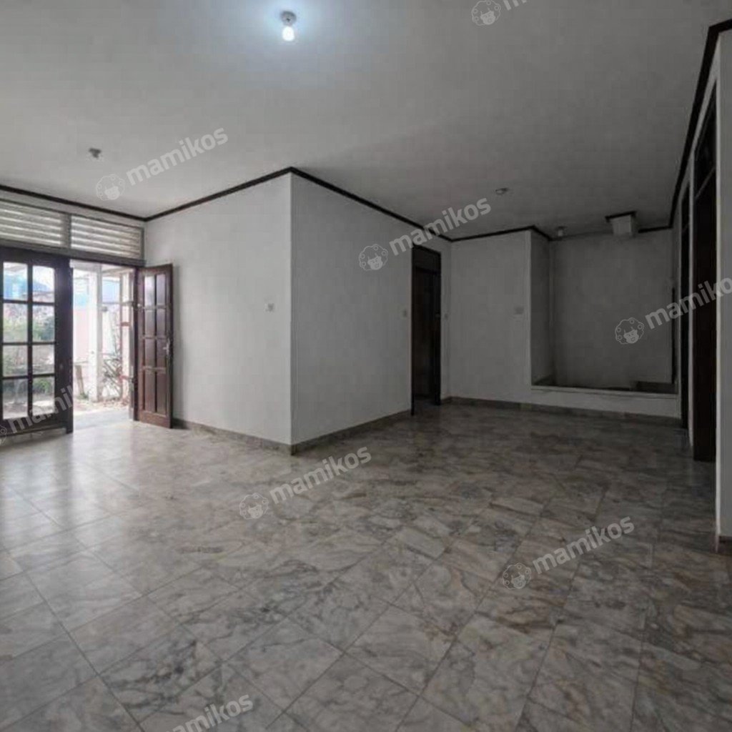 Rumah Sertifikat SHM 5 Kamar Tidur 3 Kamar Mandi Pulo Gadung Jakarta Timur - Photo 2