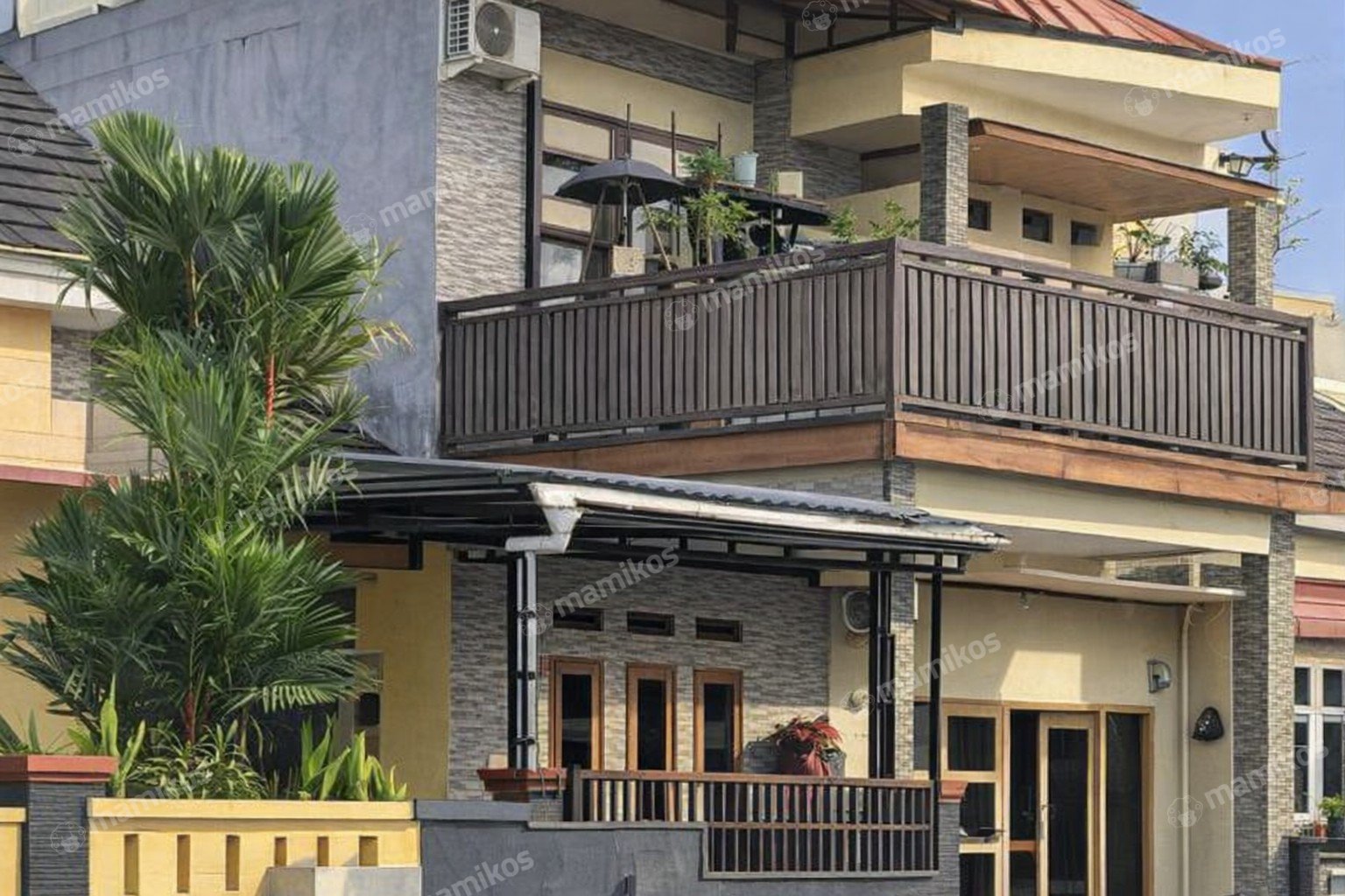 Rumah 3 Kamar Tidur 2 Kamar Mandi 2 Lantai Cibubur Jakarta Timur