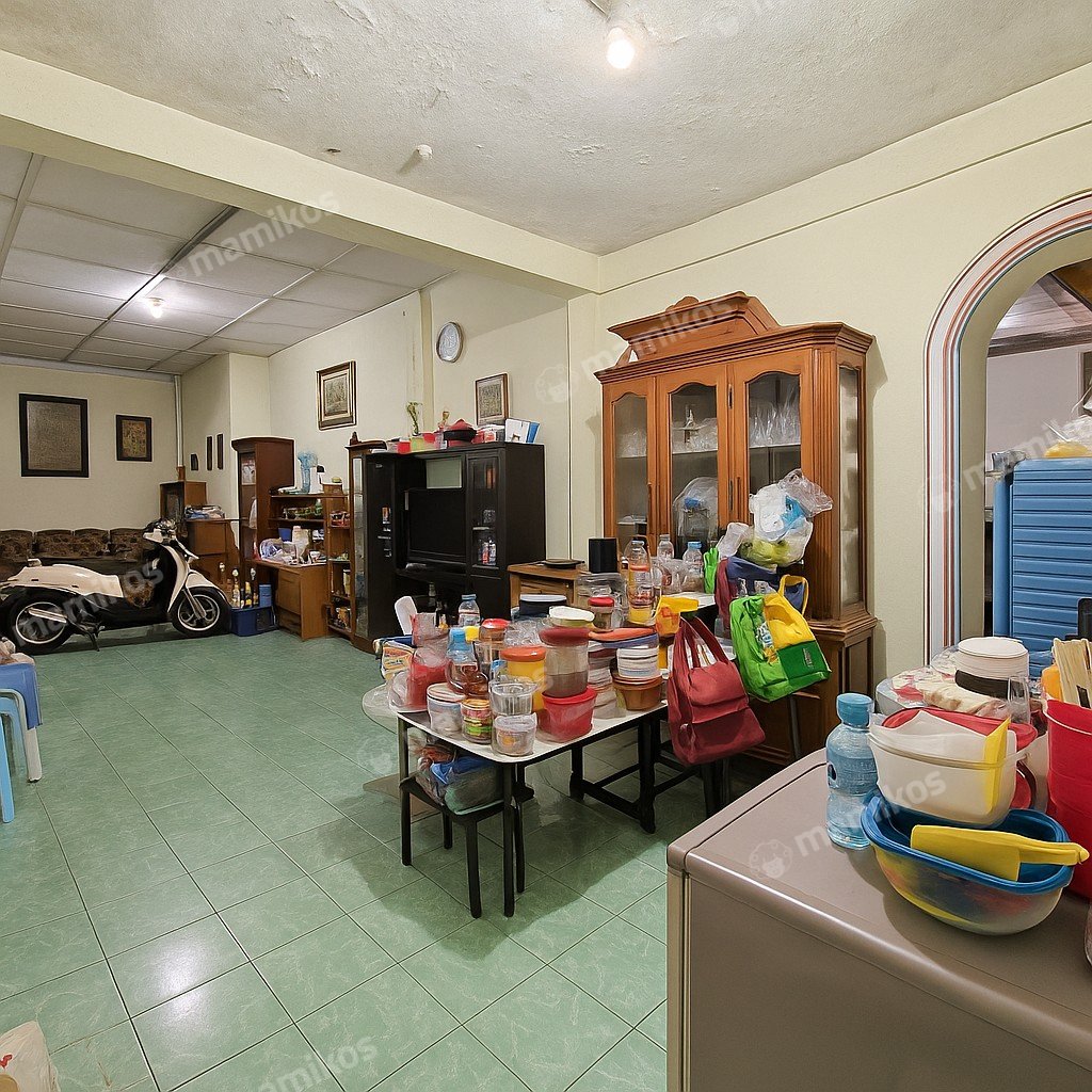 Rumah Sertifikat SHM 8 Kamar Tidur 3 Kamar Mandi Cawang Jakarta Timur - Photo 5