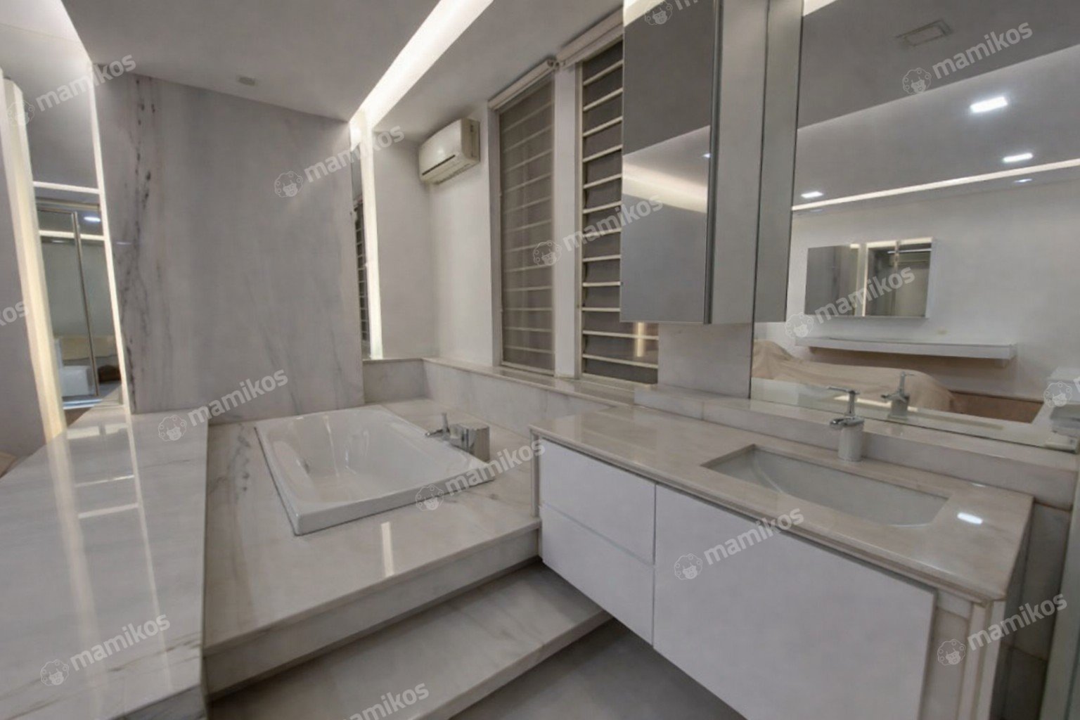 Rumah Sertifikat SHM 4 Kamar Tidur 5 Kamar Mandi Pantai Indah Kapuk Jakarta Utara - Photo 5