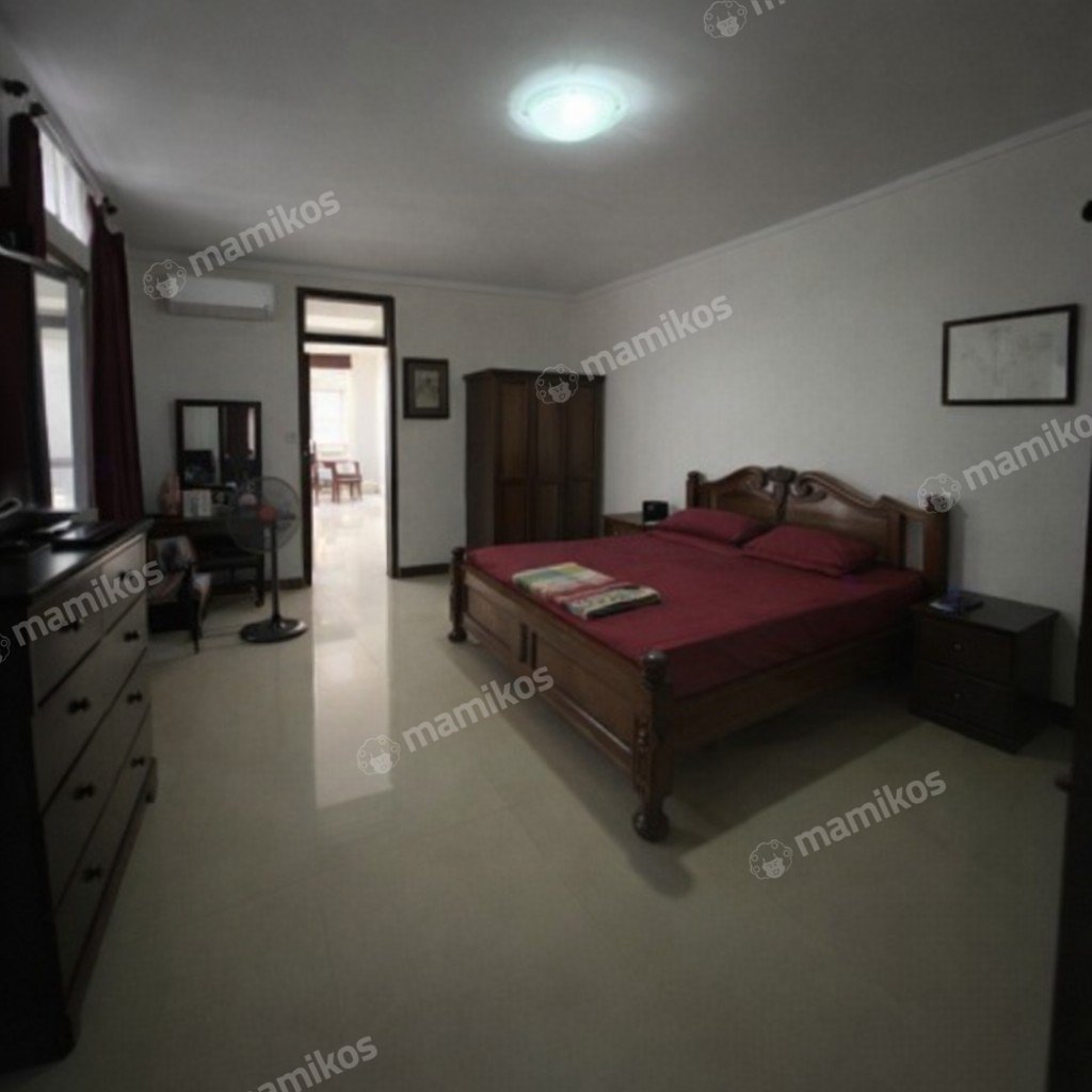 Rumah Sertifikat SHM 4 Kamar Tidur 2 Kamar Mandi Kebayoran Baru Jakarta Selatan - Photo 4