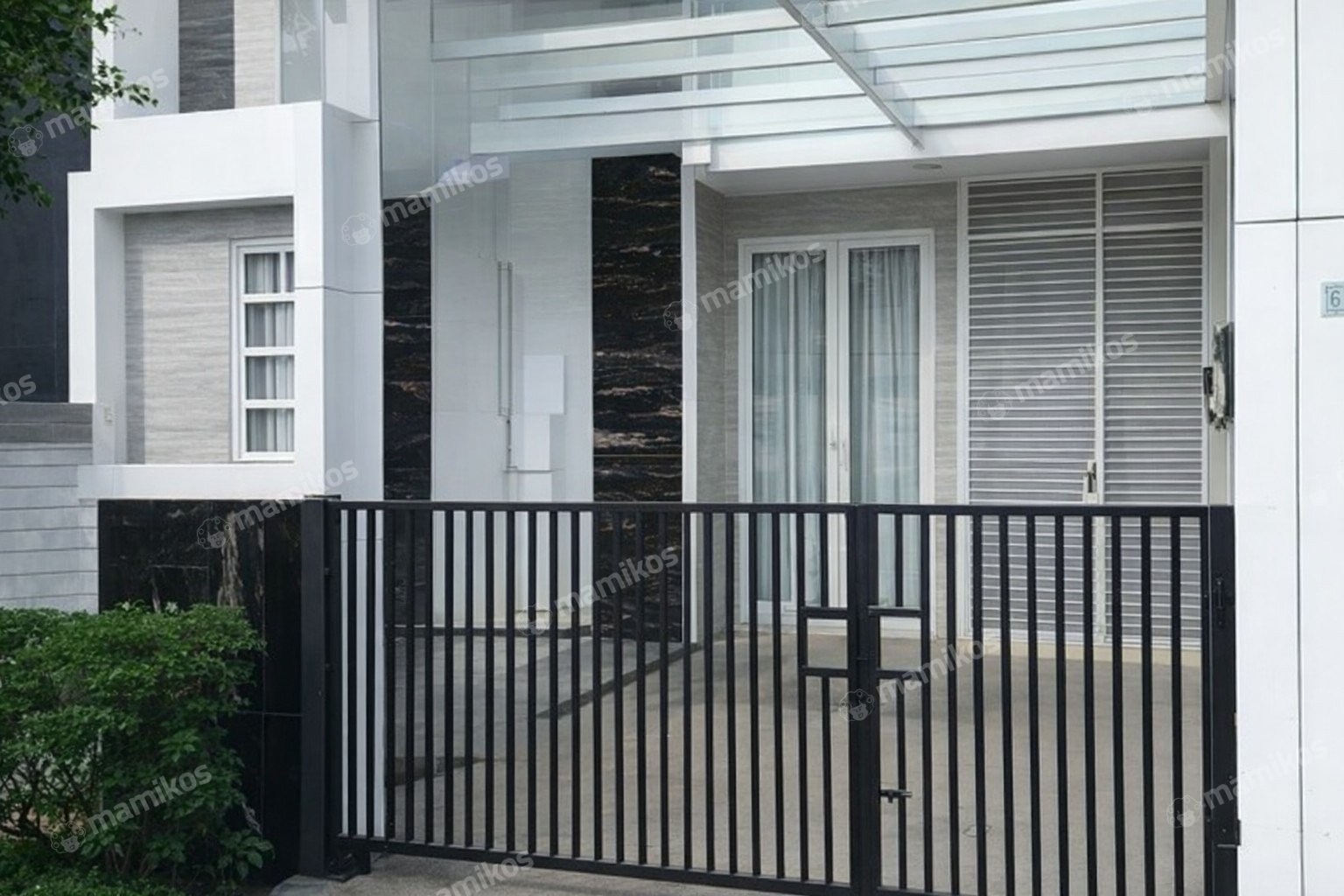 Rumah Sertifikat SHM 4 Kamar Tidur 4 Kamar Mandi Citra Grand Jakarta Timur