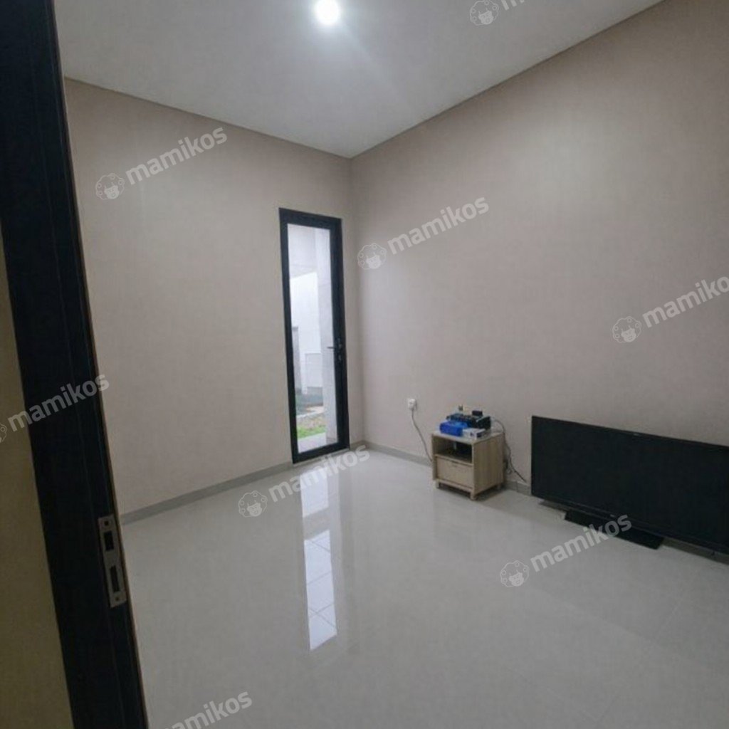 Rumah Sertifikat SHM 4 Kamar Tidur 2 Kamar Mandi Kelapa Dua Jakarta Barat - Photo 2
