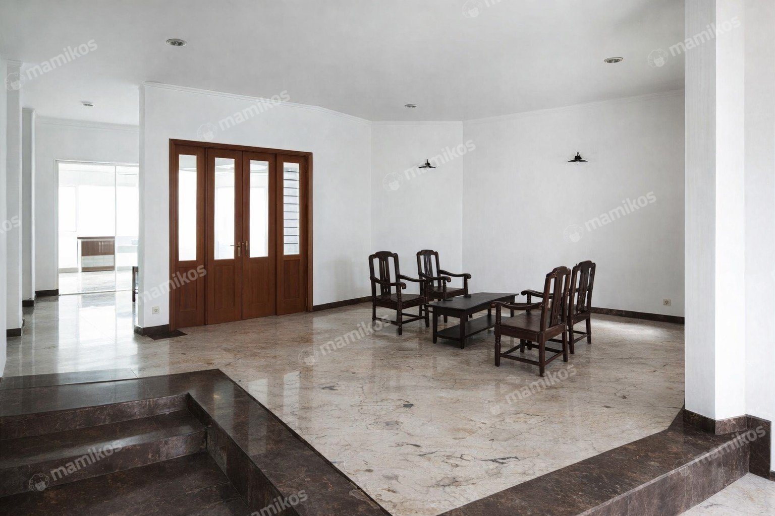 Rumah Sertifikat SHM 5 Kamar Tidur 4 Kamar Mandi Pondok Indah Jakarta Selatan - Photo 4