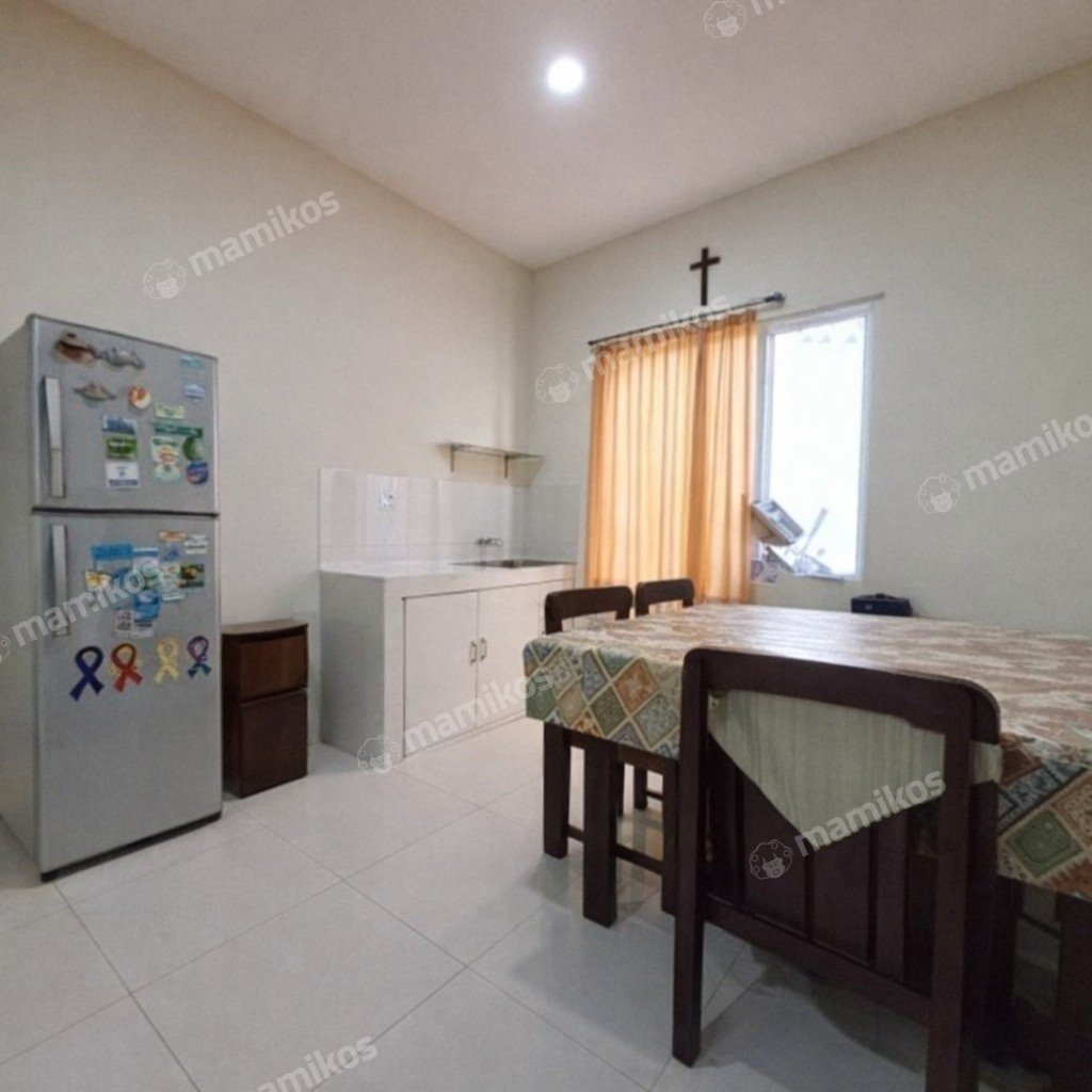 Rumah Sertifikat SHM 4 Kamar Tidur 4 Kamar Mandi Puri Mansion Jakarta Barat - Photo 3