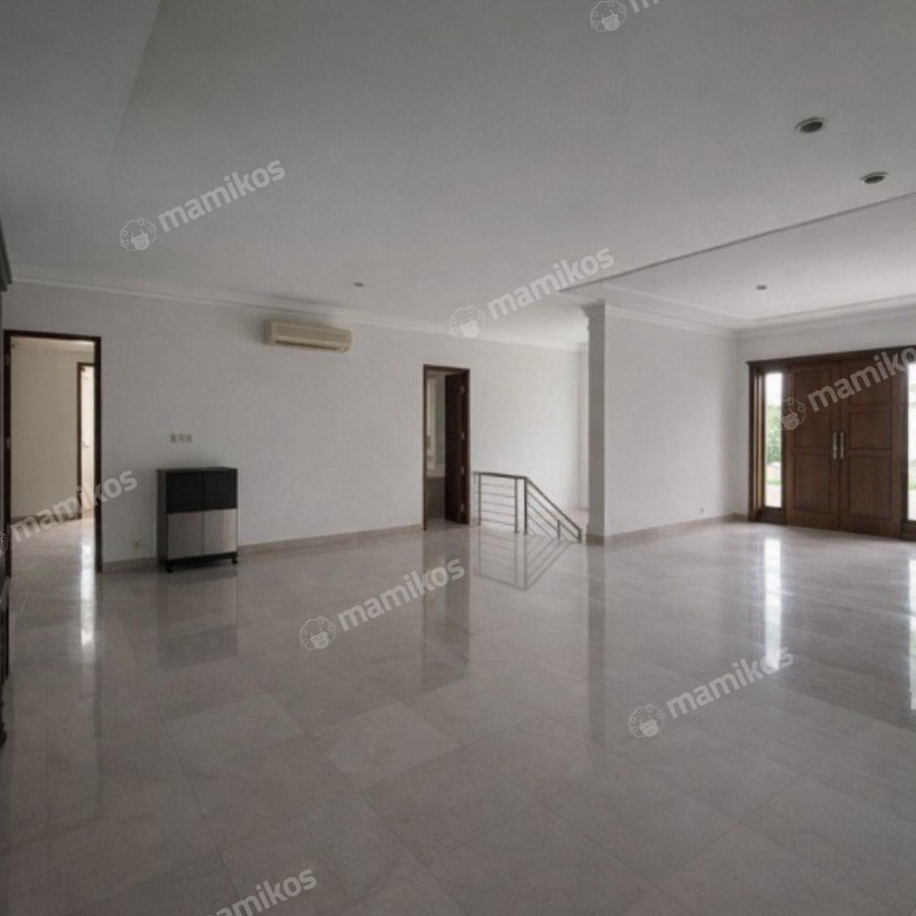 Rumah 5 Kamar Tidur 6 Kamar Mandi 2 Lantai Kuningan Jakarta Selatan - Photo 2